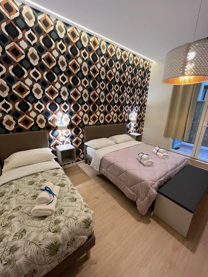La Suite Rooms & Apartments โบโลญญา ภายนอก รูปภาพ