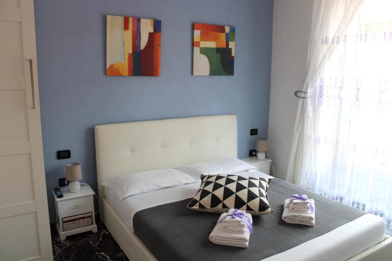 La Suite Rooms & Apartments โบโลญญา ภายนอก รูปภาพ